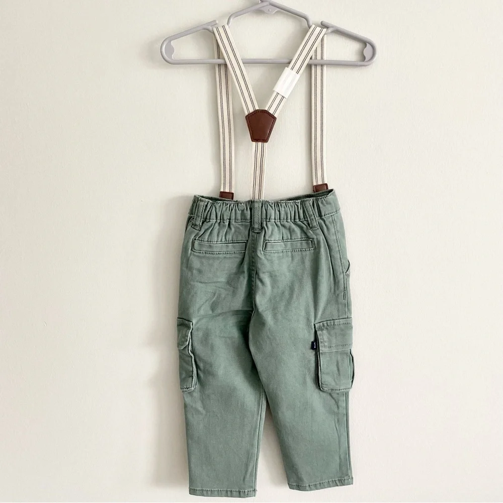 OshKosh Boy Cargo Pants with Detachable Suspenders Size 18 Months